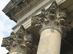 English Baptist Chapel columns, Carmarthen
