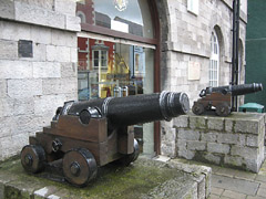 Crimea Cannon, Pembroke